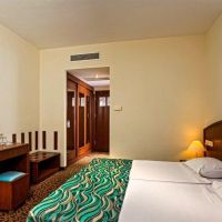 dosi hotel