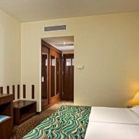 dosi hotel