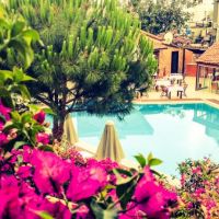 moonshine hotel & suites