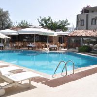 moonshine hotel & suites