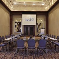 amwaj rotana jumeirah beach