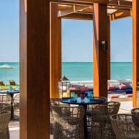 four seasons resort jumeirah beach