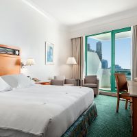 hilton dubai jumeirah beach