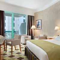 hilton dubai jumeirah beach