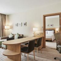 hilton garden inn mall of the emirates