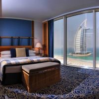 jumeirah beach hotel
