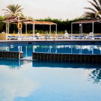 golden beach motel sharjah