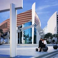 jumeirah beach hotel