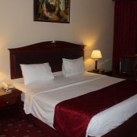 mount royal hotel dubai
