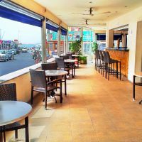 daphne hotel apartments