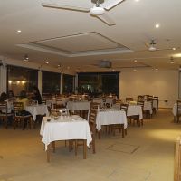 daphne hotel apartments