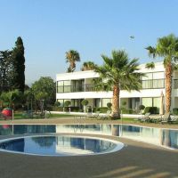 royal blue hotel & spa