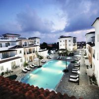 oracle exclusive resort