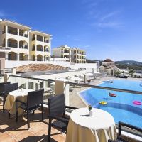 club st george resort
