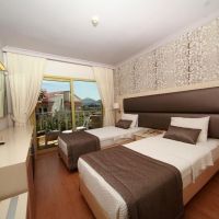 FAROS GRAND