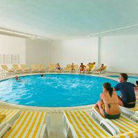 febeach hotel