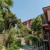 club pink palace hotel