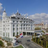 side royal palace hotel & spa