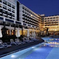 side valentine resort & spa