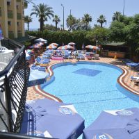 kleopatra dreams beach hotel