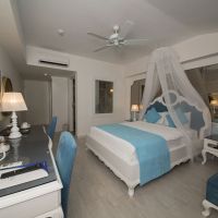 montebello deluxe hotel