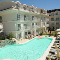 montebello deluxe hotel
