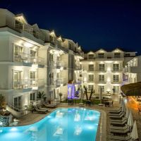 montebello deluxe hotel