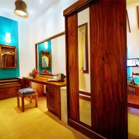 royal palms hotel