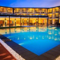 camelot beach hotel