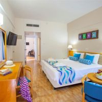 cavo maris beach