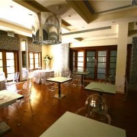 curium palace