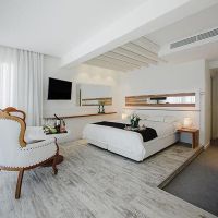 the ciao stelio deluxe hotel