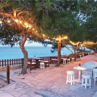 grecian park