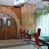 claridge hotel dubai