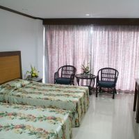royal palace hotel