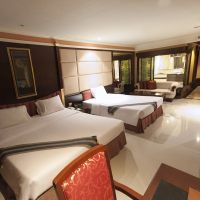 Floral Dolphin Circle (ex. Fairtex Sport Club Hotel)