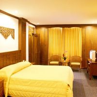 royal palace hotel