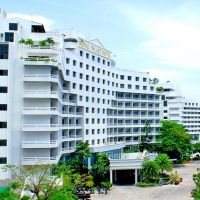 royal palace hotel