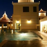 aiyara palace hotel