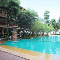 avalon beach resort