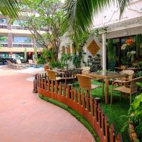 aiyaree place hotel