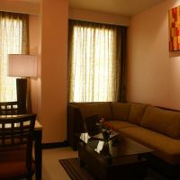 aiyara palace hotel