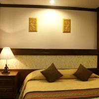 royal palace hotel
