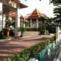 aiyara palace hotel