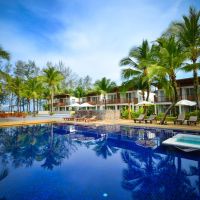 the briza beach khao lak