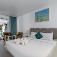 the briza beach khao lak