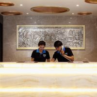 centra avenue hotel