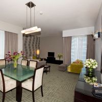 flora creek aparthotel