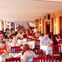 doris aytur hotel
