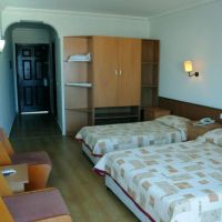 doris aytur hotel